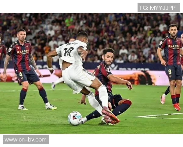 姆巴佩对阵巴萨表现惊艳近8球中独占6球已打入12球