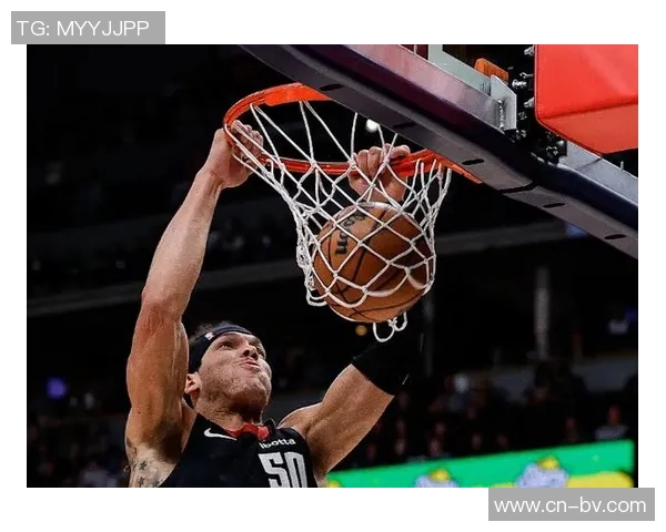 戈登表现抢眼16投7中贡献全队第二高23分并有6篮板4助攻及7罚球命中