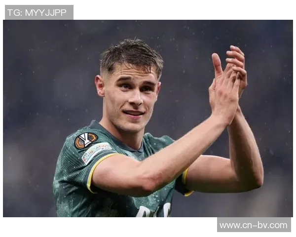 范德芬助攻表现出色荣膺热刺对桑德兰比赛最佳球员称号 范德芬助攻表现出色荣膺热刺对桑德兰比赛最佳球员称号