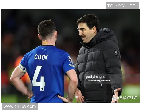 精彩绝伦的4比4进球大战伊劳拉称赞双方踢得极为开放与观赏性十足